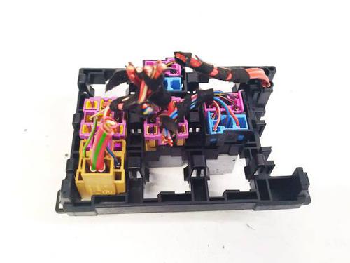 Fuse box VW TIGUAN (5N_) 2.0 TDI 4motion | BP32577933E1 - Image 2