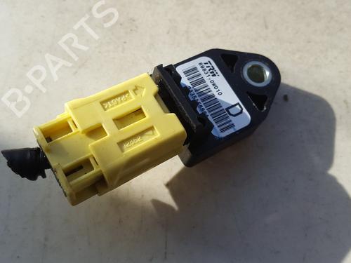 Used Electronic module Electronic module TOYOTA COROLLA Verso (ZER_, ZZE12_, R1_) 2.2 D-4D (AUR10_, AUR10R) (136 hp) 33517613 33517613