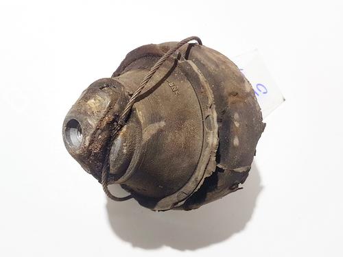 Used Engine mount Engine mount VOLVO S80 I (184) 2.4 (170 hp) 33087658 33087658