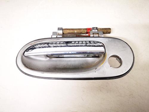Used Front left exterior door handle Front left exterior door handle 35557814 35557814