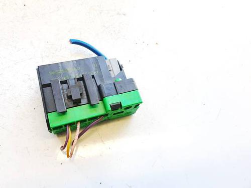 Fuse box CITROËN C5 III (RD_) 1.6 HDi 110 (RD9HZC) | BP33097907E1 - Image 3