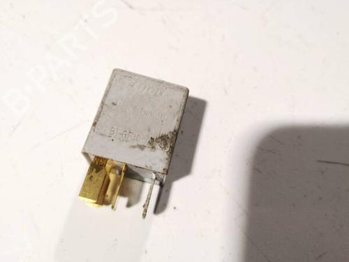 Used Electronic sensor Electronic sensor TOYOTA COROLLA Verso (ZER_, ZZE12_, R1_) 2.2 D-4D (AUR10_, AUR10R) (136 hp) 32582477 32582477