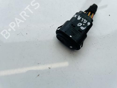 Used Switch Switch FORD MONDEO IV (BA7) 2.0 TDCi (140 hp) 32879539 32879539
