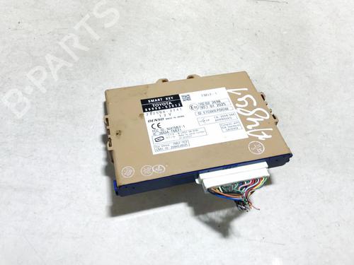 Used Electronic module Electronic module LEXUS IS C (GSE2_) 250 (GSE20) (208 hp) 33064710 33064710