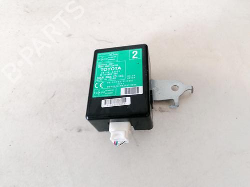 Used Electronic module Electronic module TOYOTA URBAN CRUISER (_P1_) 1.4 D-4D (NLP110_, NLP110R) (90 hp) 33096827 33096827