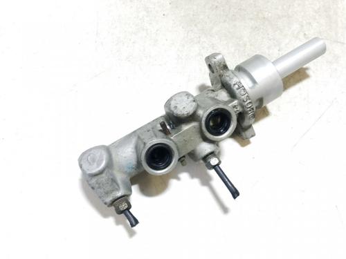 Used Brake master cylinder Brake master cylinder CITROËN C4 I (LC_) 1.6 16V (109 hp) 35858197 35858197