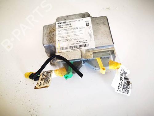 Used ECU airbags HYUNDAI i30 (FD) 1.6 CRDi (90 hp) 32569197