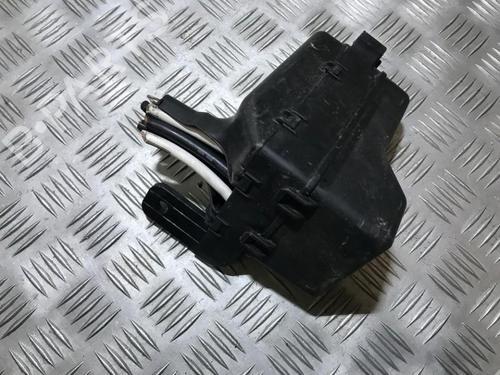 Used Fuse box Fuse box 33500263 33500263