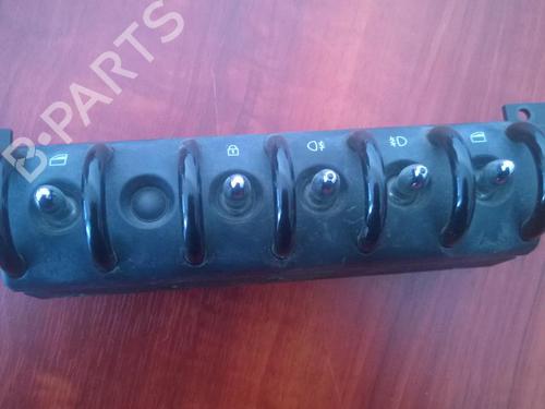 Used Switch Switch MINI MINI (R50, R53) One (90 hp) 33508431 33508431