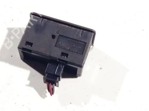 Used Switch Switch OPEL ZAFIRA / ZAFIRA FAMILY B (A05) 1.9 CDTI (M75) (120 hp) 32581215 32581215