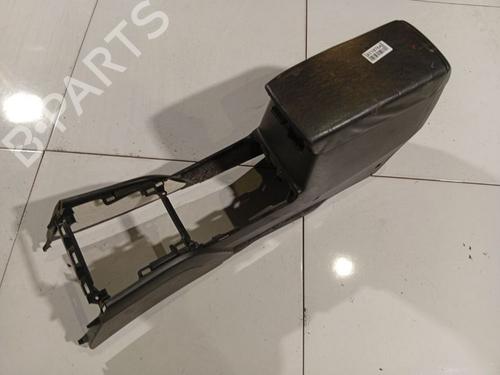 Used Armrest / Center console Armrest / Center console 39544923 39544923