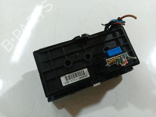 Switch SATURN VUE SUV 2.4 | BP38577903I30 - Image 2