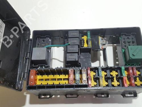 Used Fuse box Fuse box FORD FOCUS I (DAW, DBW) 1.6 16V (100 hp) 33506038 33506038