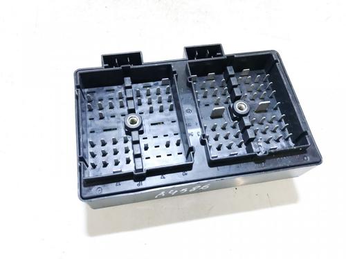 Used Fuse box Fuse box CHEVROLET CAPTIVA (C100, C140) 2.0 D (150 hp) 33519519 33519519
