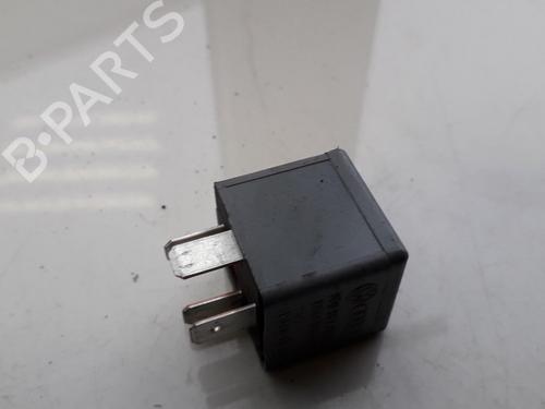Electronic sensor SKODA SUPERB I (3U4) 2.5 TDI | BP33513632M84 - Image 2