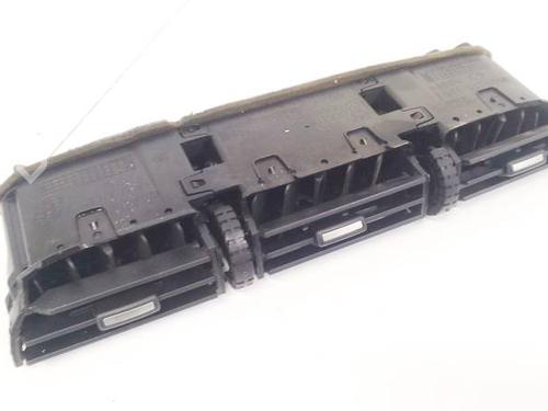 Used Air vent Air vent NISSAN X-TRAIL I (T30) 2.2 Di 4x4 (114 hp) 32619369 32619369