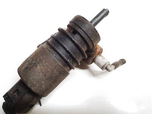 Used Washer pump Washer pump VW PASSAT B7 (362) 1.6 TDI (105 hp) 34878977 34878977