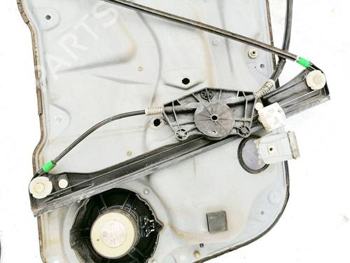 Rudehejsemekanisme Højre foran Rudehejsemekanisme Højre foran VW BORA I (1J2) 1.9 TDI (115 hp) 35004661 35004661