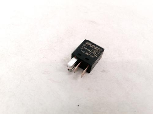 Electronic sensor VW PHAETON (3D1, 3D2, 3D3, 3D4, 3D6, 3D7, 3D8, 3D9) 3.2 V6 | BP32875252M84 - Image 2