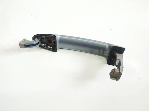 front-left-exterior-door-handle-hyundai-santa-fe-ii-cm-2005-2006-2007-2008-2009-2010-2011-2012-2013-2014-2015-35072185 main image