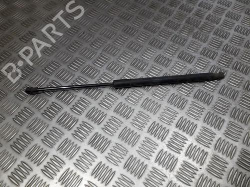 tailgate-lift-support-toyota-auris-_e15_-2006-2007-2008-2009-2010-2011-2012-2013-35712323 main image
