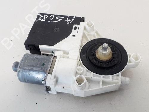 Right front window motor VW GOLF V (1K1) 1.9 TDI | BP35634324E20 - Image 2