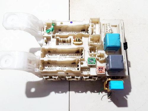 fuse-box-toyota-prius-liftback-_w2_-2003-2004-2005-2006-2007-2008-2009-2010-33518371 main image