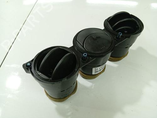 Used Air vent MAZDA 6 Hatchback (GG) 2.0 DI (GG14) (143 hp) 32537499