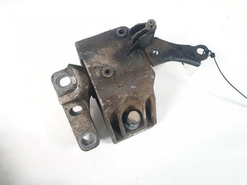 Used Engine mount Engine mount AUDI A3 (8L1) 1.9 TDI (90 hp) 32895829 32895829
