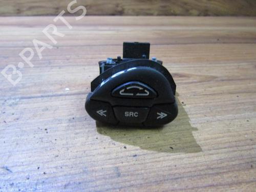 Used Steering wheel controls Steering wheel controls 35650997 35650997