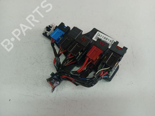 Fuse box OPEL ASTRA H (A04) 1.9 CDTI (L48) | BP39392672E1 - Image 2