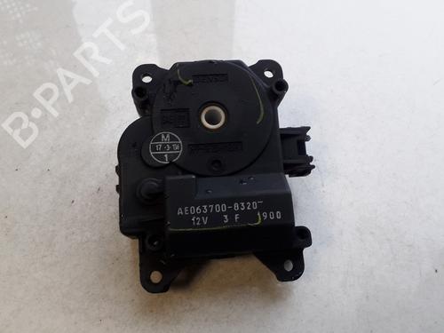 Used Electronic module Electronic module TOYOTA RAV 4 II (_A2_) 2.0 D 4WD (CLA20_, CLA21_, CLA20R, CLA21R) (116 hp) 33515100 33515100