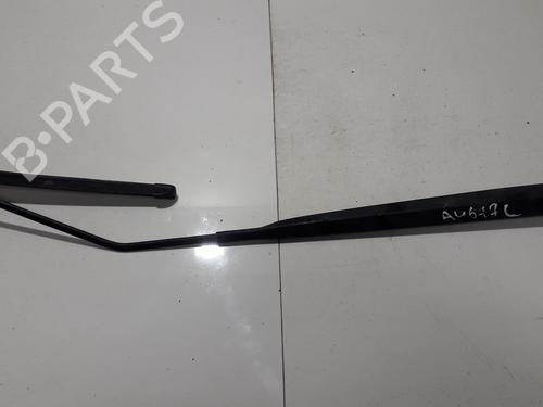 Used Front windshield wiper arm Front windshield wiper arm 33513426 33513426