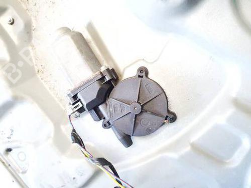 Left rear window motor NISSAN PRIMERA Hatchback (P12) 1.9 dCi | BP39041717E23 - Image 3