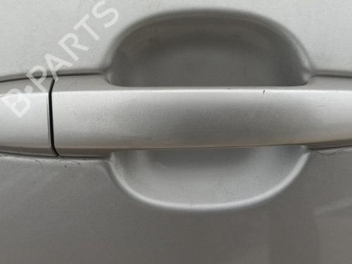 front-right-exterior-door-handle-toyota-corolla-verso-_e12_-2001-2002-2003-2004-2005-2006-2007-35625232 main image