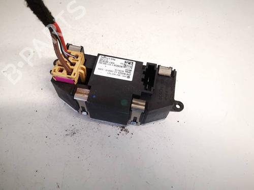 Used Heater resistor Heater resistor VW PASSAT B6 (3C2) 1.9 TDI (105 hp) 35101836 35101836