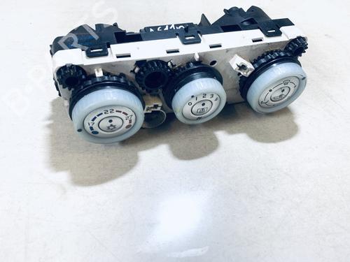 Used Climate control Climate control 35626144 35626144