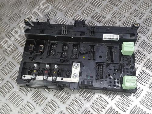 fuse-box-bmw-x5-e53-2000-2001-2002-2003-2004-2005-2006-33496256 main image