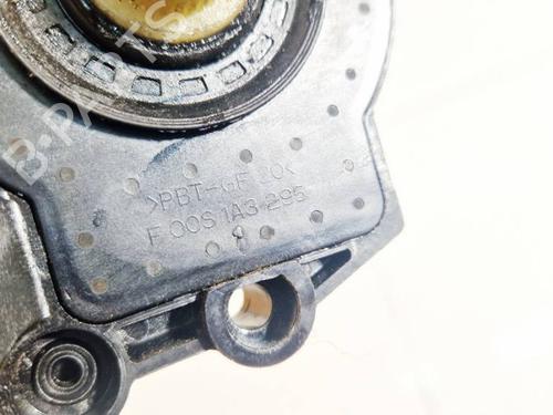 Right front window motor HYUNDAI i30 (FD) 1.6 CRDi | BP35005913E20 - Image 3