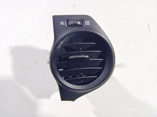 Used Air vent LEXUS IS II (_E2_) 220d (ALE20) (177 hp) 32613991
