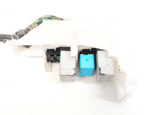 Fuse box TOYOTA AURIS (_E15_) 1.6 (ZRE151_, ZRE151R) | BP32963843E1 - Image 2