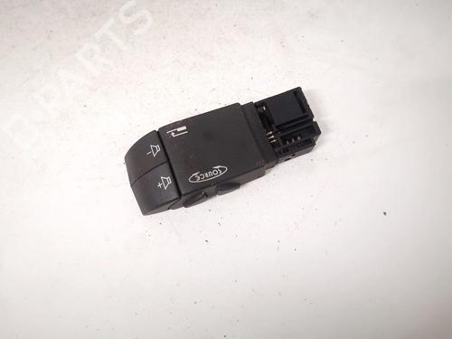 Used Steering wheel controls Steering wheel controls 35457437 35457437