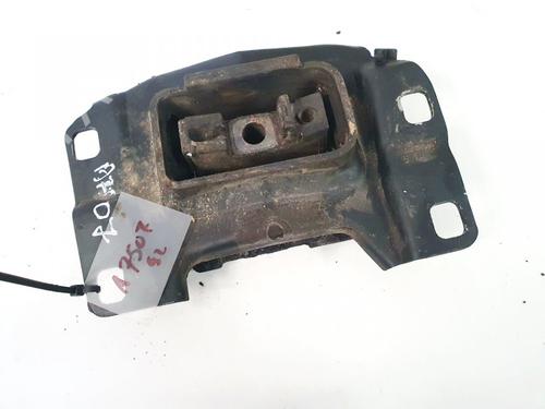Used Engine mount Engine mount VOLVO V50 (545) 1.6 D (110 hp) 32890241 32890241