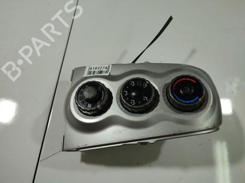 Used Climate control Climate control TOYOTA YARIS (_P9_) 1.4 D-4D (NLP90_, NLP90R) (90 hp) 34923306 34923306