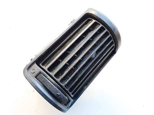 air-vent-audi-a4-b5-8d2-1994-1995-1996-1997-1998-1999-2000-2001-32930954 main image