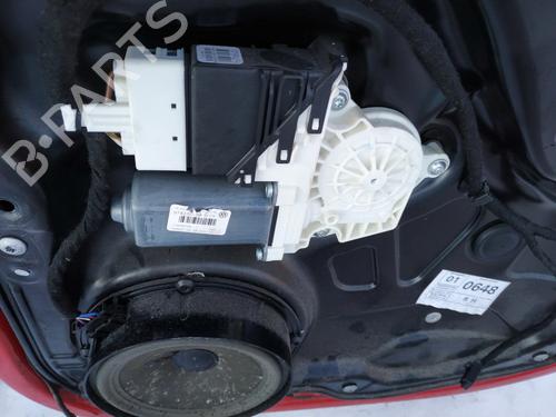 Used Right rear window motor Right rear window motor 35551943 35551943
