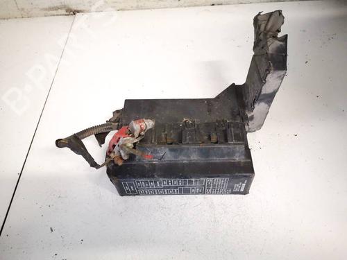 Used Fuse box NISSAN PRIMERA Hatchback (P12) 2.0 (140 hp) 32545882