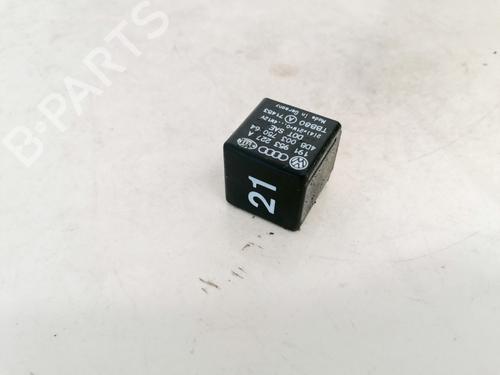 Used Electronic sensor Electronic sensor AUDI 80 B3 Saloon (893, 894, 8A2) 2.0 E (113 hp) 33096641 33096641