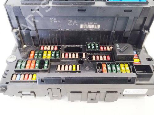 Used Fuse box Fuse box 36895382 36895382