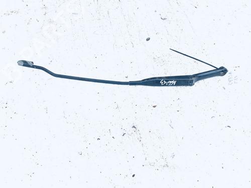 front-windshield-wiper-arm-audi-a4-b5-8d2-1994-1995-1996-1997-1998-1999-2000-2001-33078765 main image